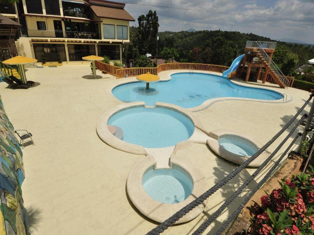 Seascape Resort Batangas Buitenkant foto