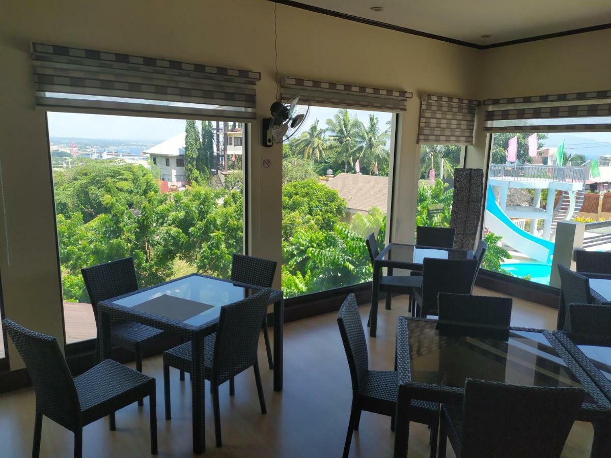 Seascape Resort Batangas Buitenkant foto